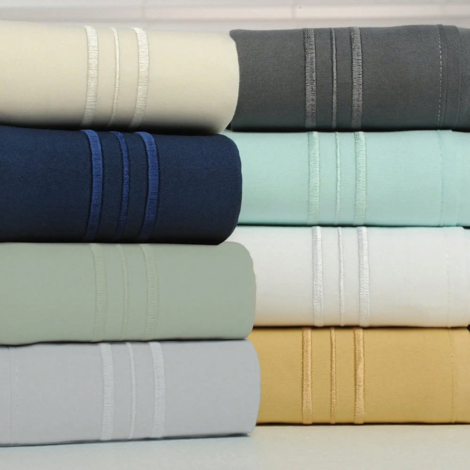 Bamboo 4 Piece Luxury 3 Embroidered Sheet Set