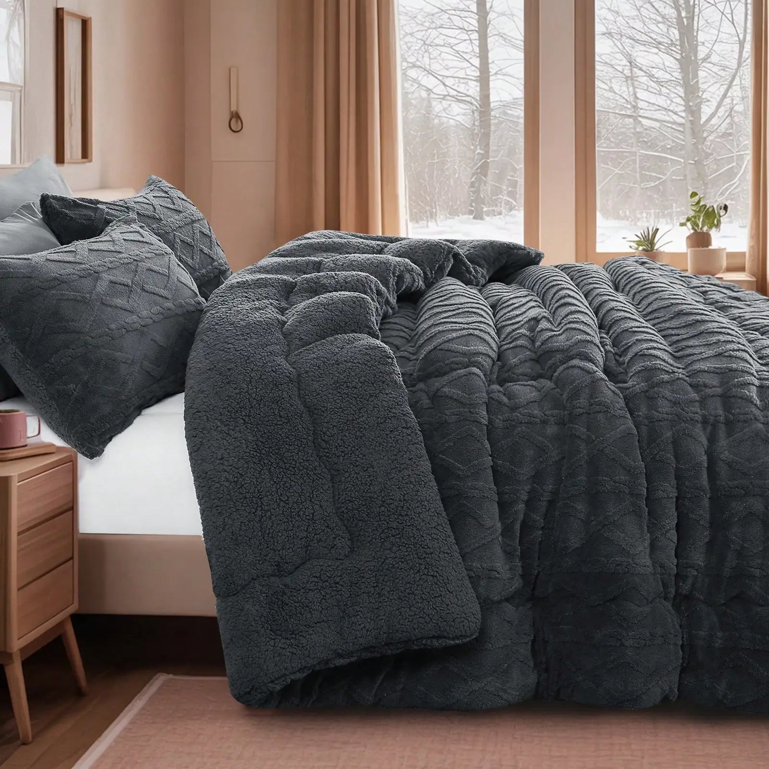 Thick Ultra-Soft Taffeta Comforter