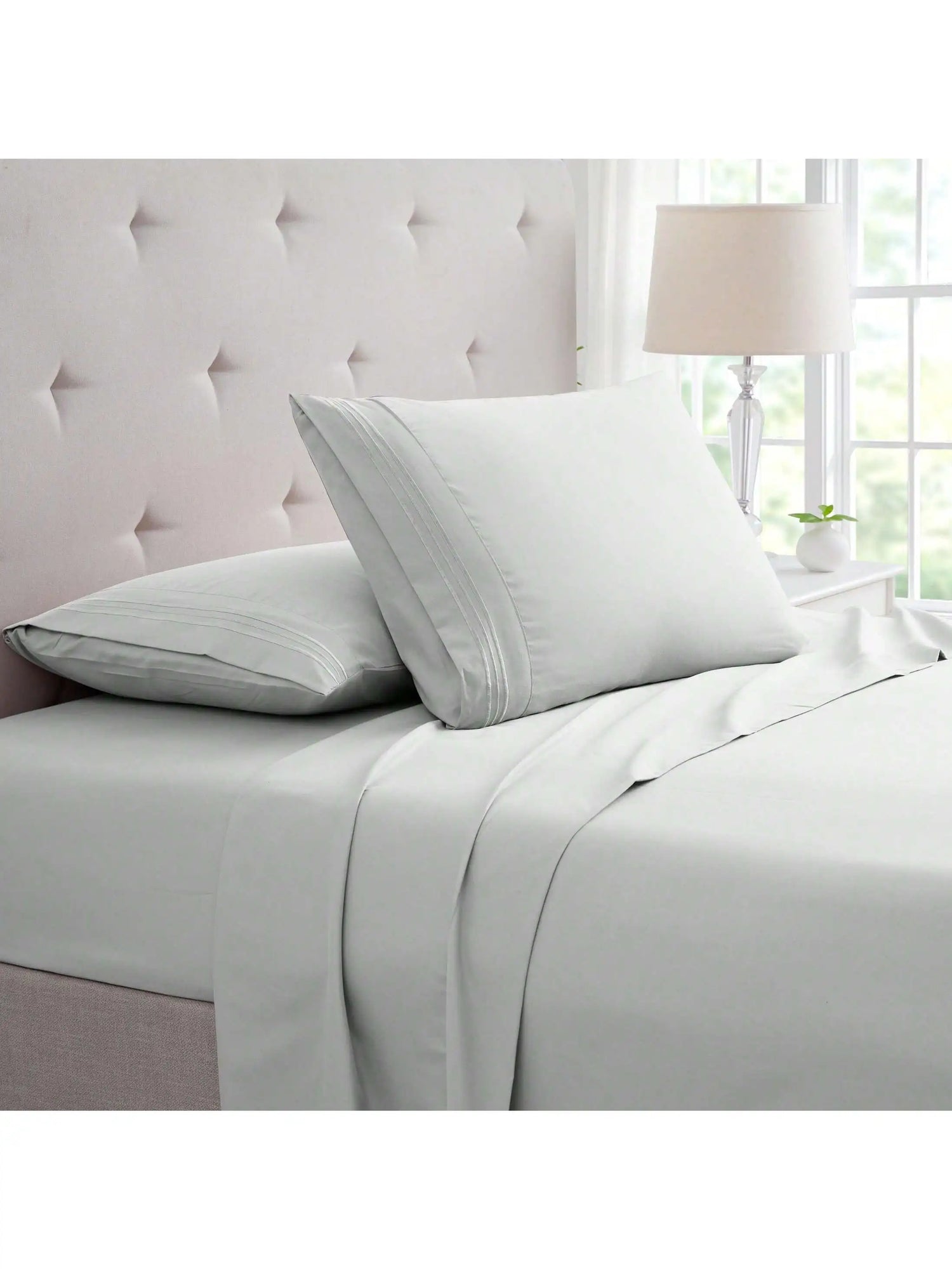 Bamboo 4 Piece Luxury 3 Embroidered Sheet Set