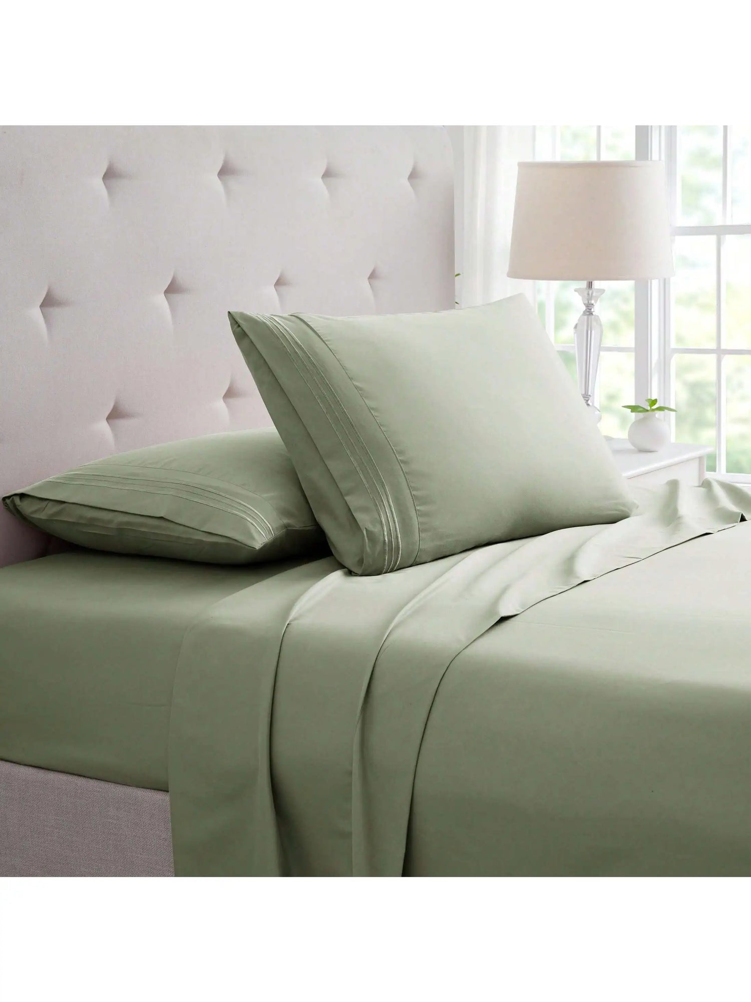 Bamboo 4 Piece Luxury 3 Embroidered Sheet Set