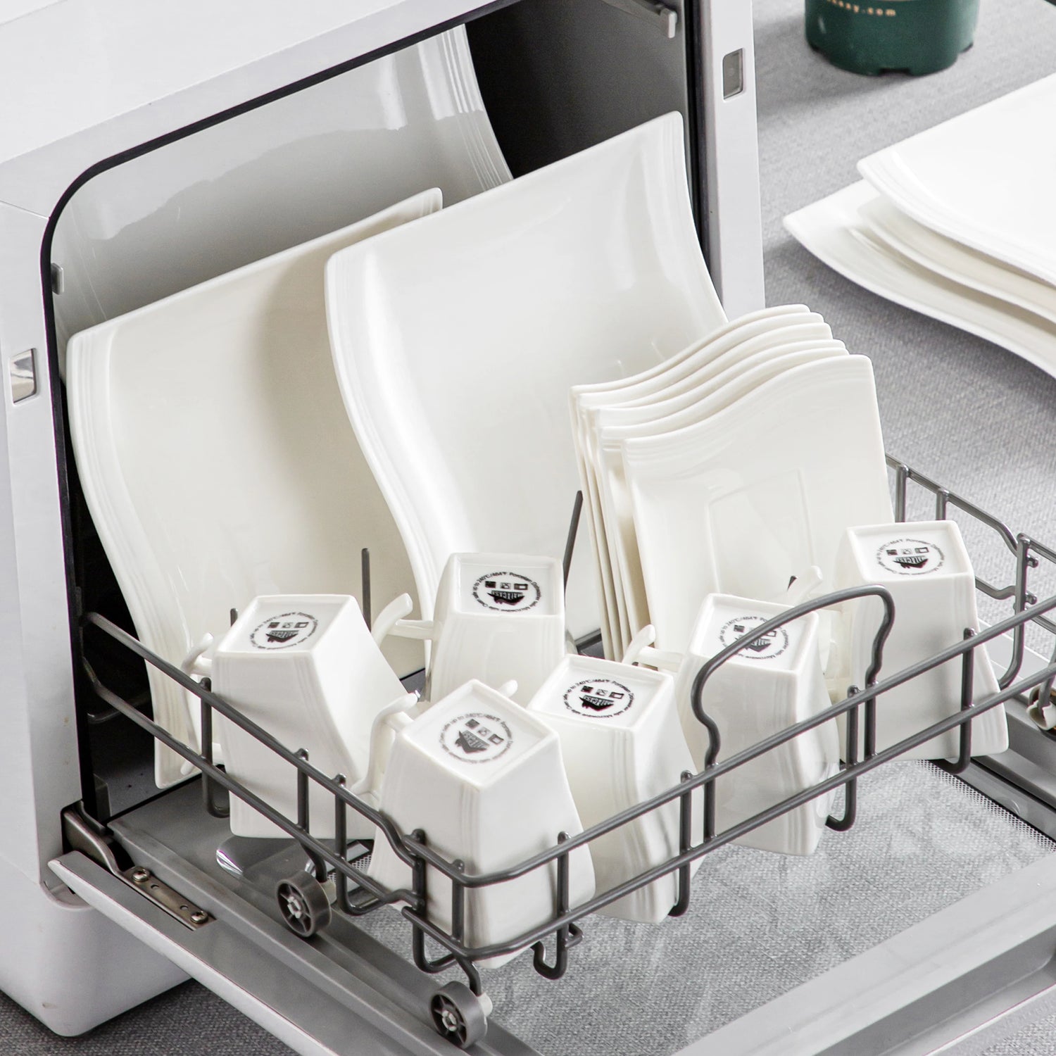 Malacasa White Porcelain Dinner Set