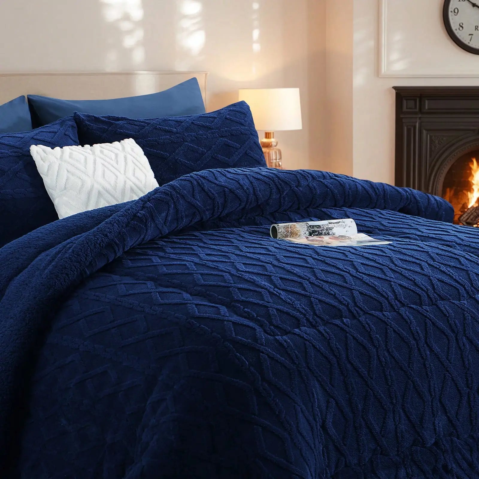 Thick Ultra-Soft Taffeta Comforter
